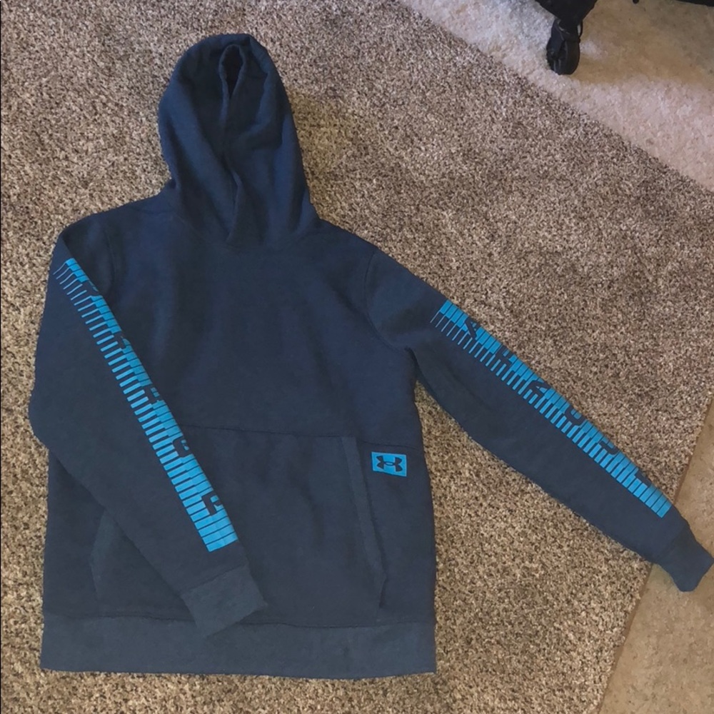 LIKE NEW blue under armour hoodie